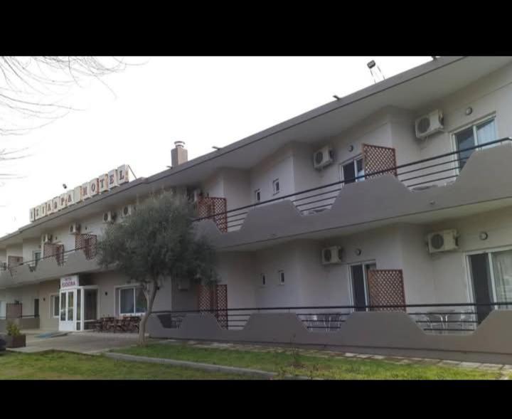 Hotel Isidora Loutros Extérieur photo