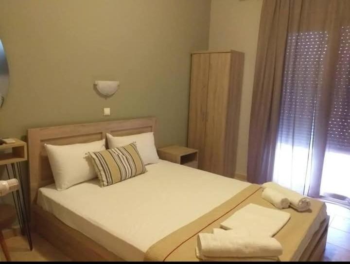 Hotel Isidora Loutros Extérieur photo