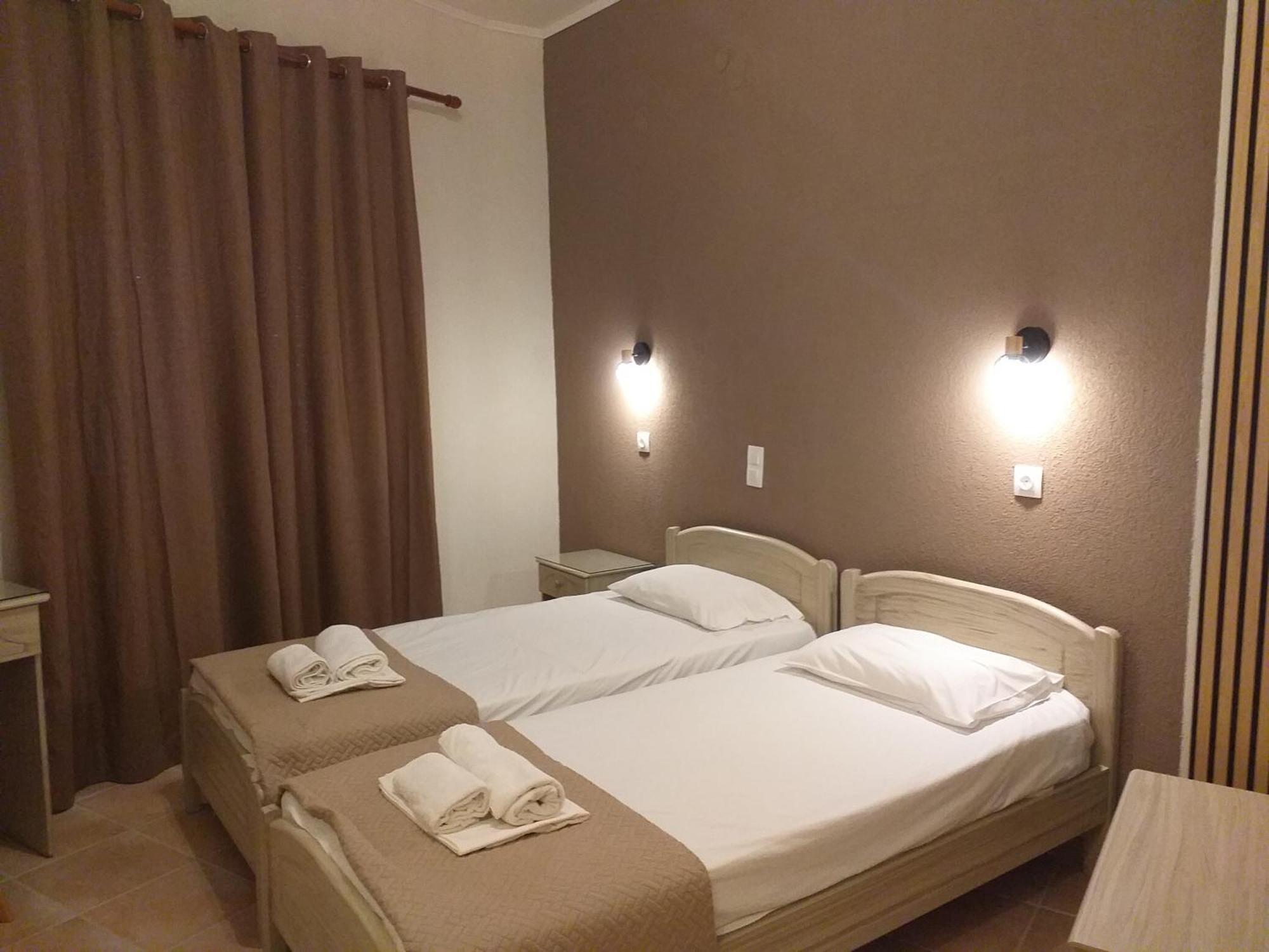 Hotel Isidora Loutros Extérieur photo