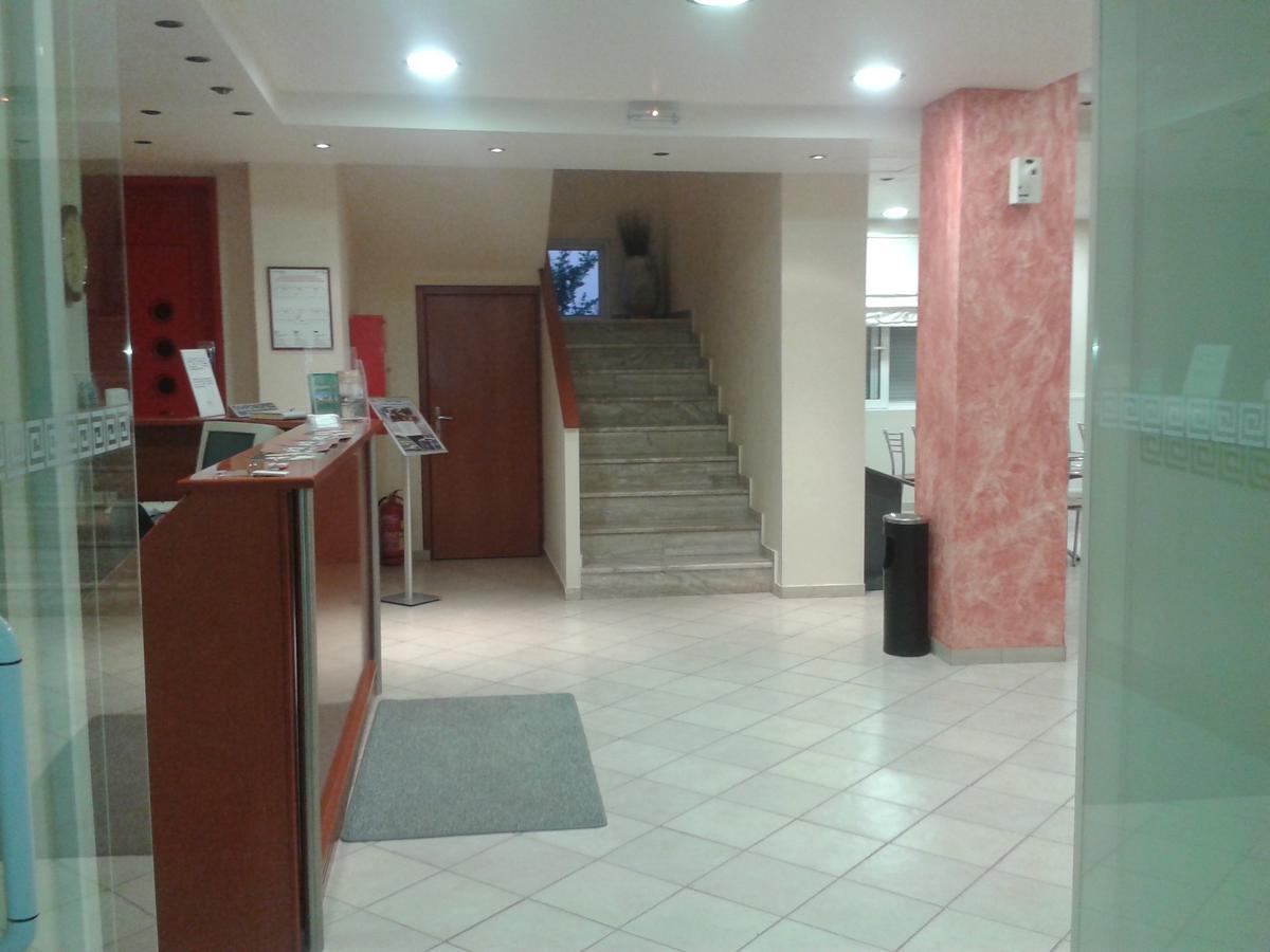 Hotel Isidora Loutros Extérieur photo